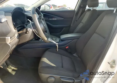 2021 Mazda Cx-30 z USA, uszkodzony, nr VIN 3MVDMBAL4MM254645